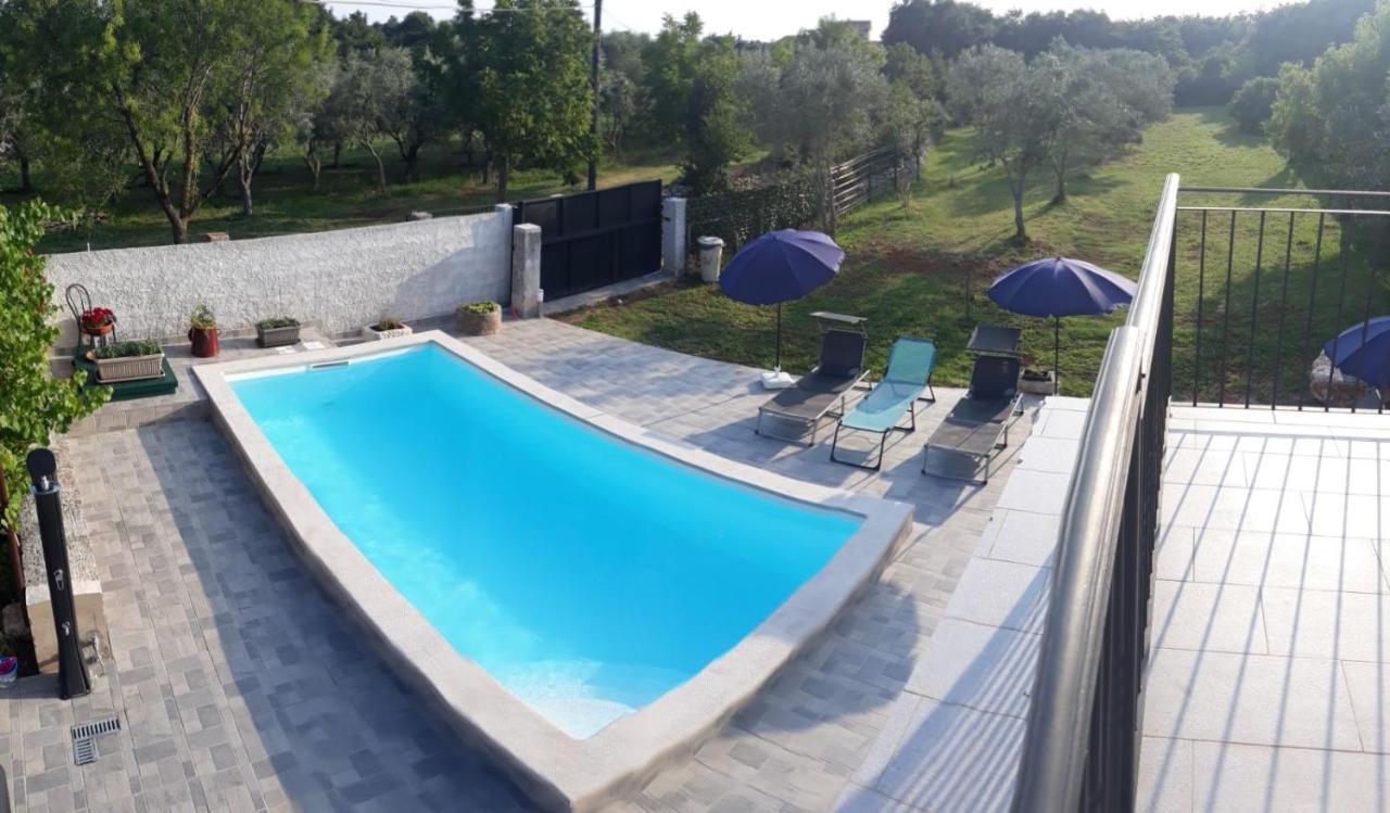 Holiday Home Dioniza Vodnjan Exterior photo